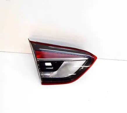 Tailgate rear/tail lights