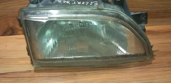 Ford Escort Headlight/headlamp 92ag13005c2b