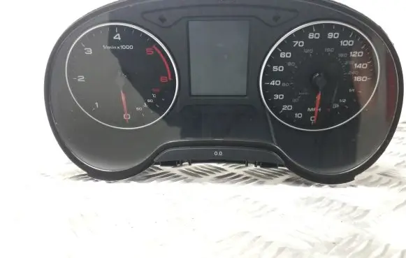 Audi A3 S3 8V Speedometer (instrument cluster) 8V0920960E