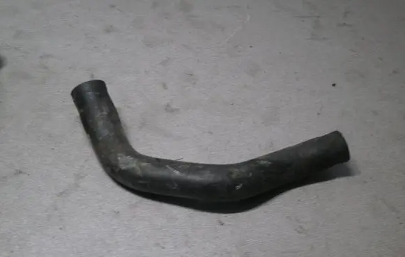 Mercedes-Benz ML W163 Engine coolant pipe/hose 6282031982