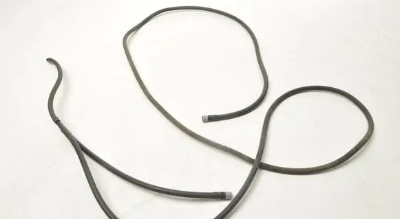 Volvo XC90 Headlight washer hose/pipe 