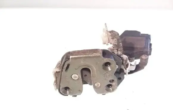 Subaru Outback Rear door lock
