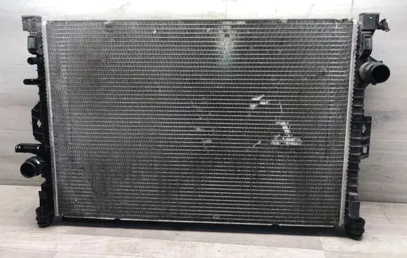Volvo V70 Coolant radiator