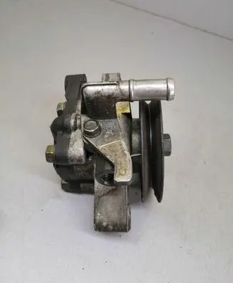 Hyundai Getz Power steering pump 5711029101 YS7L22