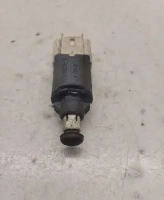 Renault Megane II Brake pedal sensor switch 8200168238B