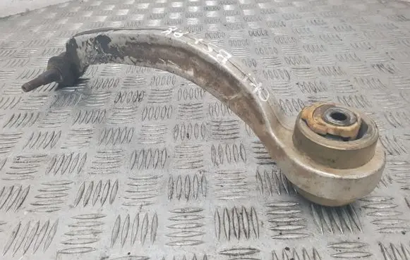 Volkswagen PASSAT B5.5 Front lower control arm/wishbone