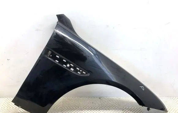 Jaguar XF Fender 