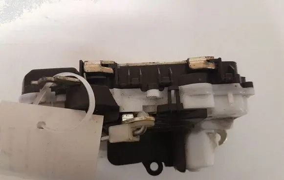 Citroen C5 Front door lock