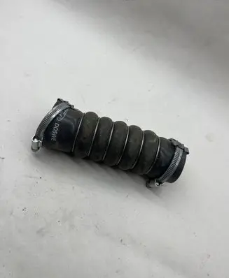 Ford B-MAX Intercooler hose/pipe D05WE
