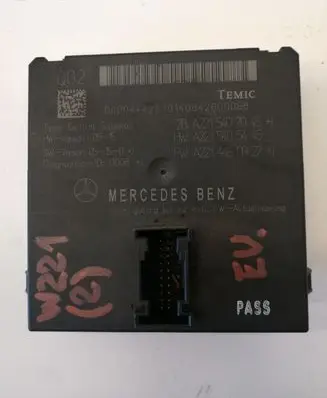 Mercedes-Benz S W221 Door central lock control unit/module A2215407045 A2215405445