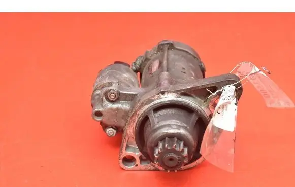 Skoda Fabia Mk2 (5J) Starter motor 02Z911023M
