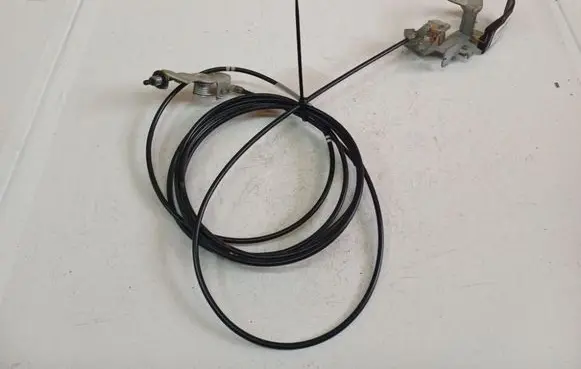 Mazda 6 Fuel tank opening switch 