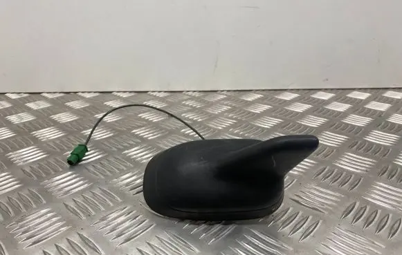 Volkswagen PASSAT CC Aerial GPS antenna 3C0035507R