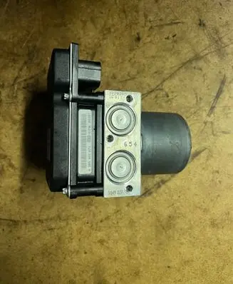 BMW X1 E84 ABS Pump 34516860216 34526860217