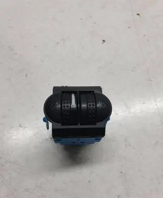 Volkswagen Touareg I Headlight level height control switch 7L6941333F
