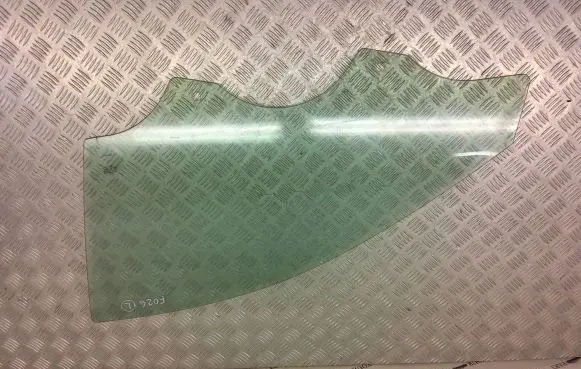 Seat Leon IV Front door window glass four-door 5fa845201a
