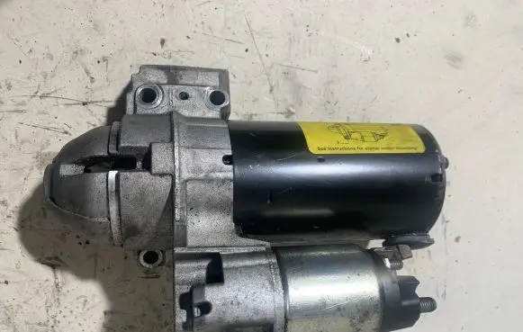 BMW 5 F10 F11 Starter motor 7801203