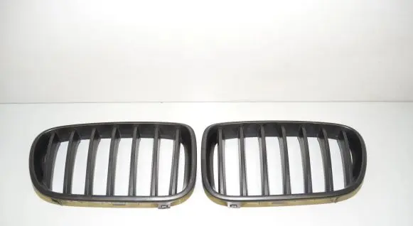 BMW X3 F25 Front bumper upper radiator grill 7237421 51117237421 7237422