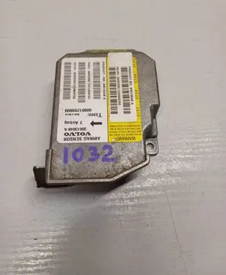 Volvo S40, V40 Airbag control unit/module 30613048A