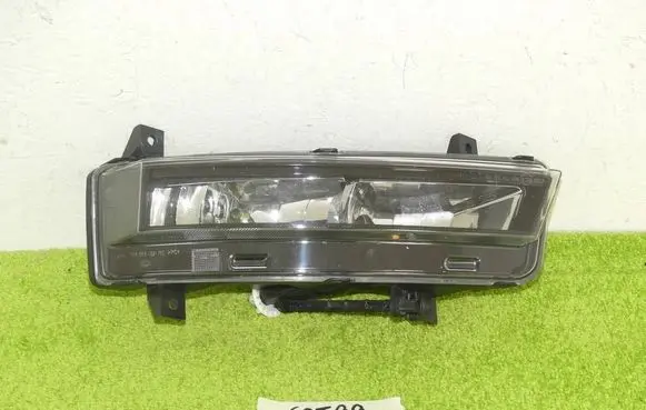 Skoda Octavia Mk3 (5E) Front fog light 5E0941700A