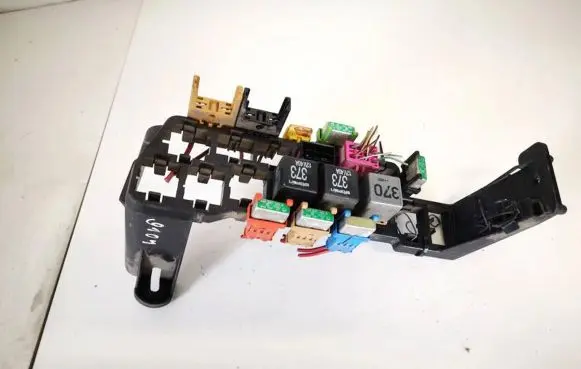 Audi A6 S6 C5 4B Fuse box set 8d1937545