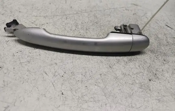 Nissan Primera Rear door exterior handle