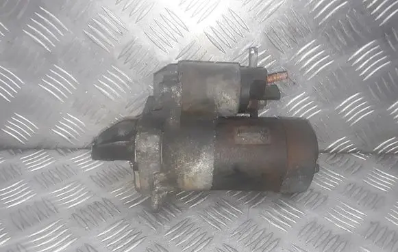 Renault Trafic II (X83) Starter motor 8200621305A