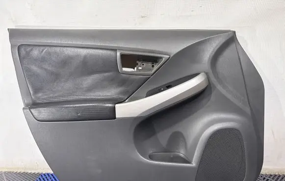 Toyota Prius (XW30) Front door card panel trim 27778