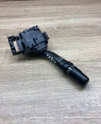 Toyota Corolla Verso AR10 Wiper control stalk 8465205170 173654