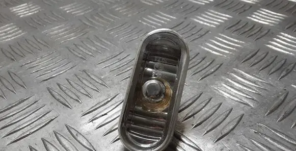 Volkswagen Transporter - Caravelle T5 Front fender indicator light