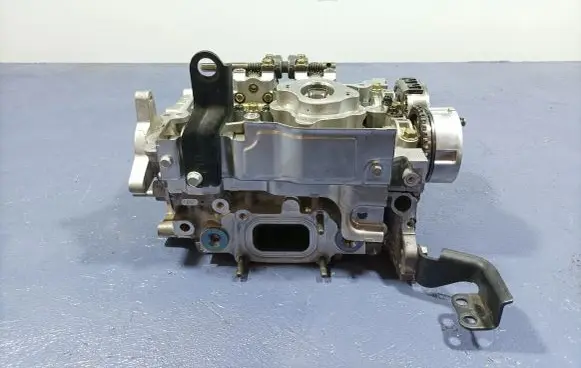 Engine head
