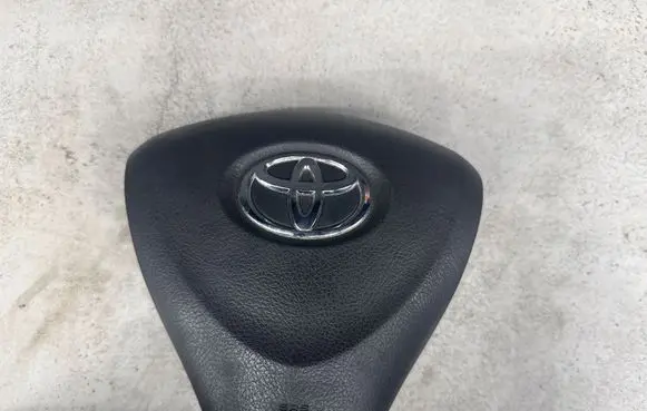 Toyota Auris 150 Steering wheel airbag 4513002290B0