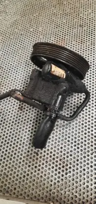 Renault Kangoo I Power steering pump 7700419117 7700420305A 2603019