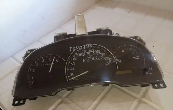Speedometer (instrument cluster)