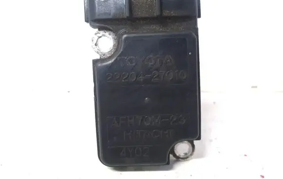 Toyota Avensis T220 Mass air flow meter 22204-27010