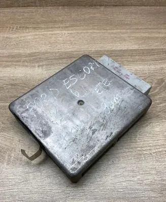 Ford Escort Engine control unit/module ECU 95AB12A650VB SME405