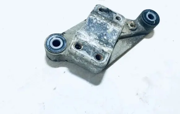 Honda Jazz Engine mounting bracket