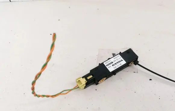 Volvo S60 Airbag deployment crash/impact sensor 8622365 001626