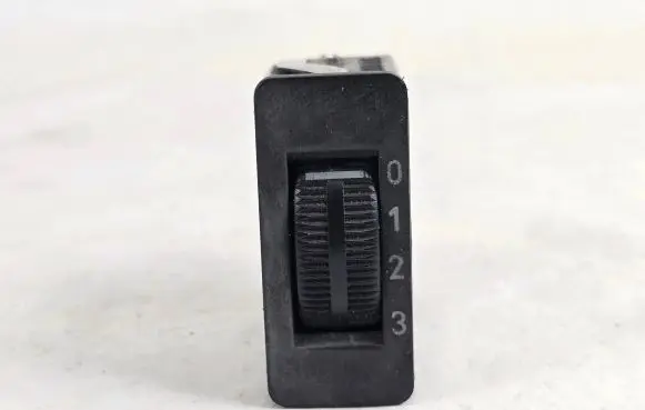 Mercedes-Benz E W124 Headlight level height control switch 5LL00359502 00359502