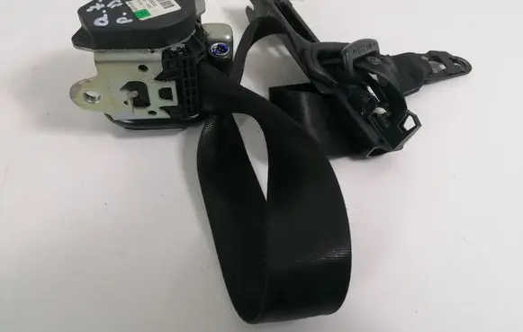 Audi Q7 4L Front seatbelt 606728300