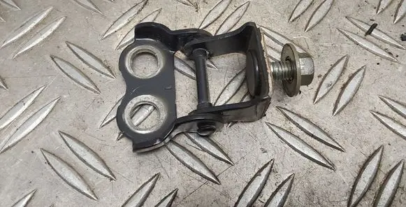 Toyota Yaris Tailgate/trunk/boot hinge