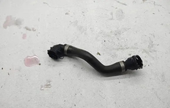 Mercedes-Benz C W205 Engine coolant pipe/hose A2055019801