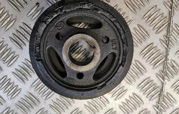 Mazda 6 Crankshaft pulley