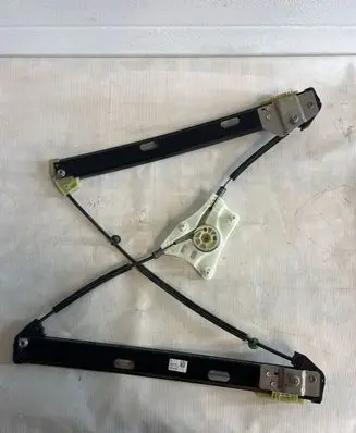 Seat Ibiza V (KJ) Front door window regulator with motor 6F0837461C SE27005S