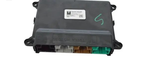 Tesla Model X Other devices 103421500A