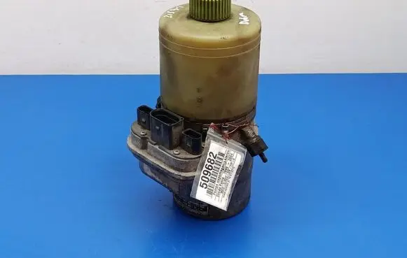 Skoda Fabia Mk1 (6Y) Power steering pump