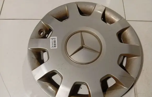 Mercedes-Benz C W203 R15 wheel hub/cap/trim A1694001225