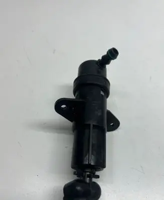 BMW 7 E65 E66 Headlight washer spray nozzle 7001949