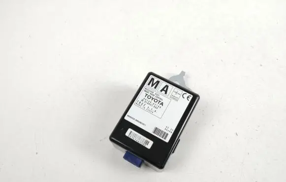 Toyota Auris E180 Door control unit/module 8974002100 61B657000