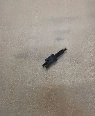 Audi A8 S8 D2 4D Brake pedal sensor switch 811907 343B